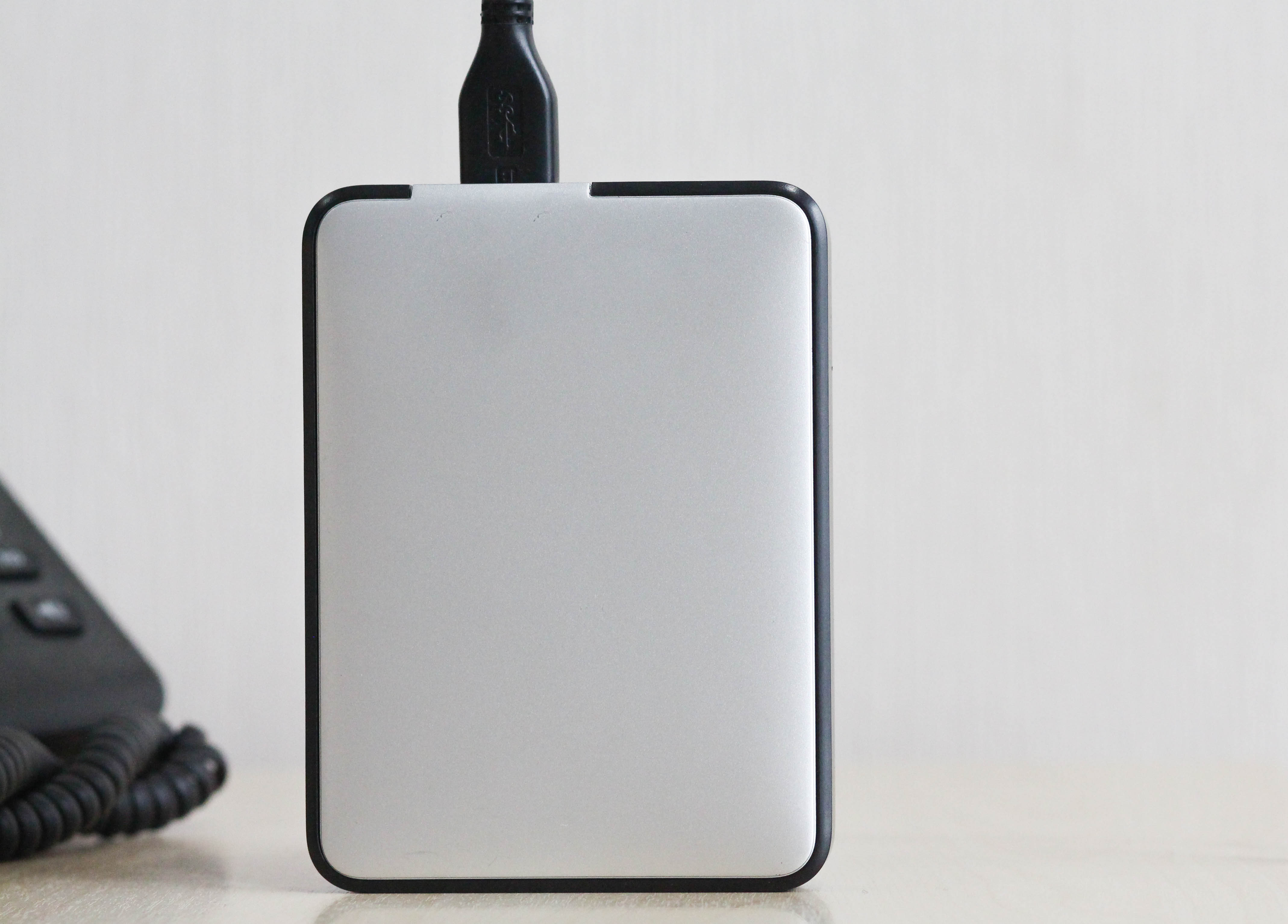 ext-storage ext storage Kingston เลือก External drive เก็บข้อมูลแบบใด ถึงจะเหมาะกับการใช้งาน