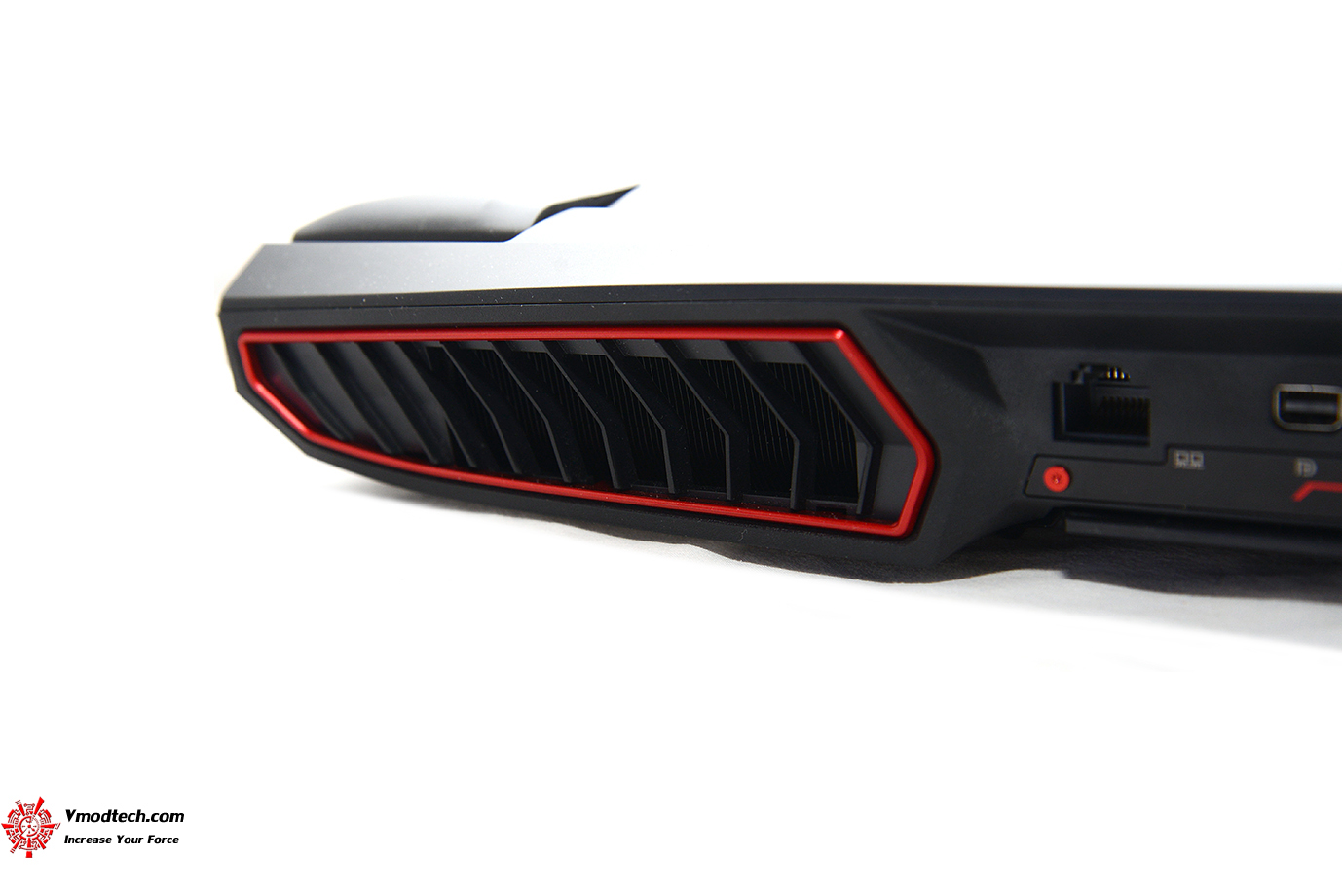 dsc_4755 dsc 4755 MSI GT73VR 6RF Titan Pro Review