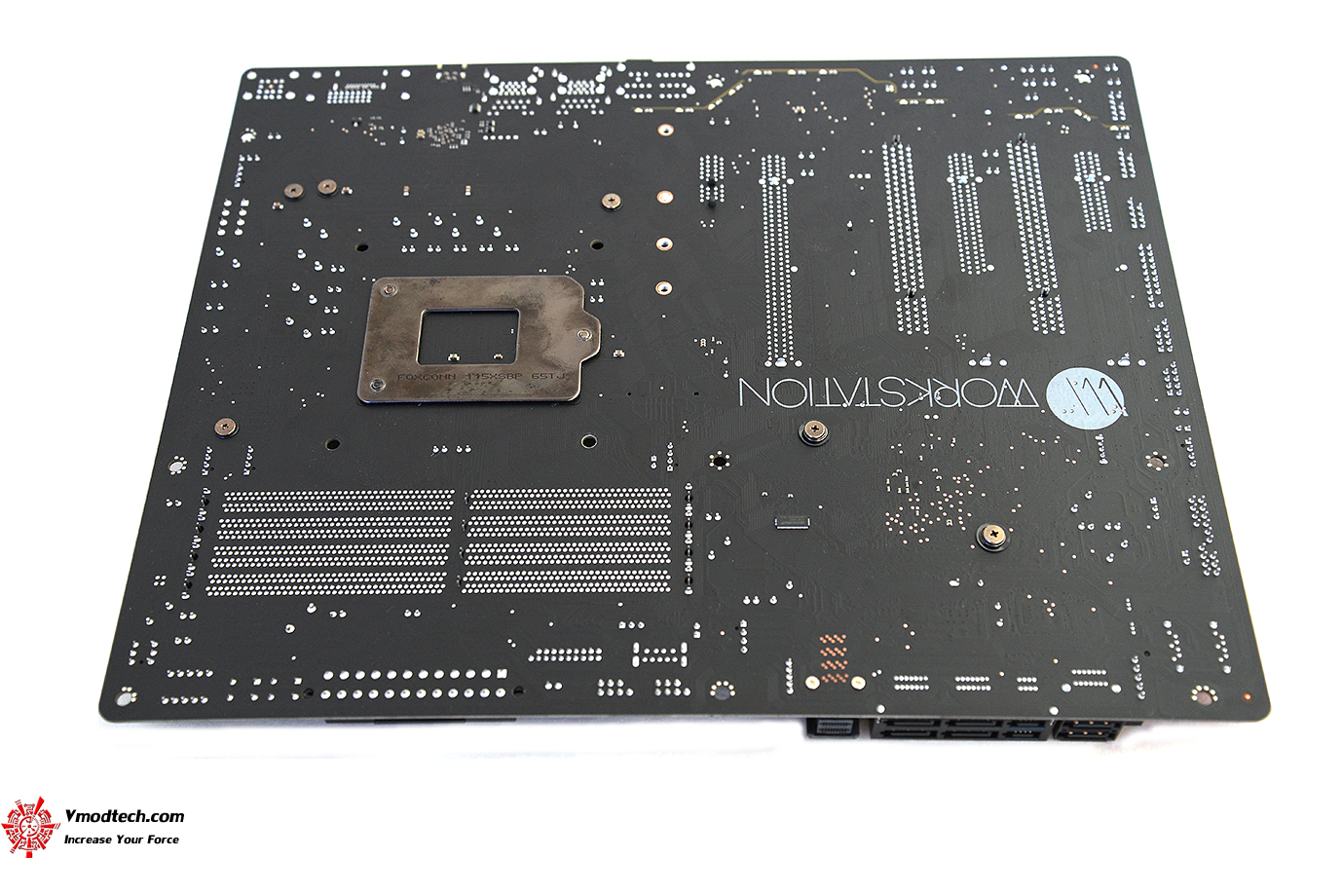 dsc 4657 GIGABYTE X170 WS ECC REVIEW