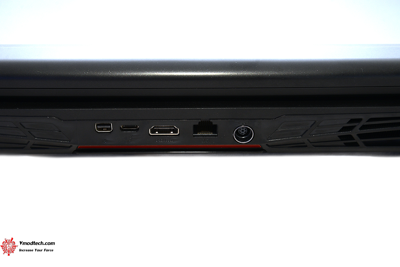 dsc 4030 MSI GT72VR 6RE Dominator Pro Tobii Review