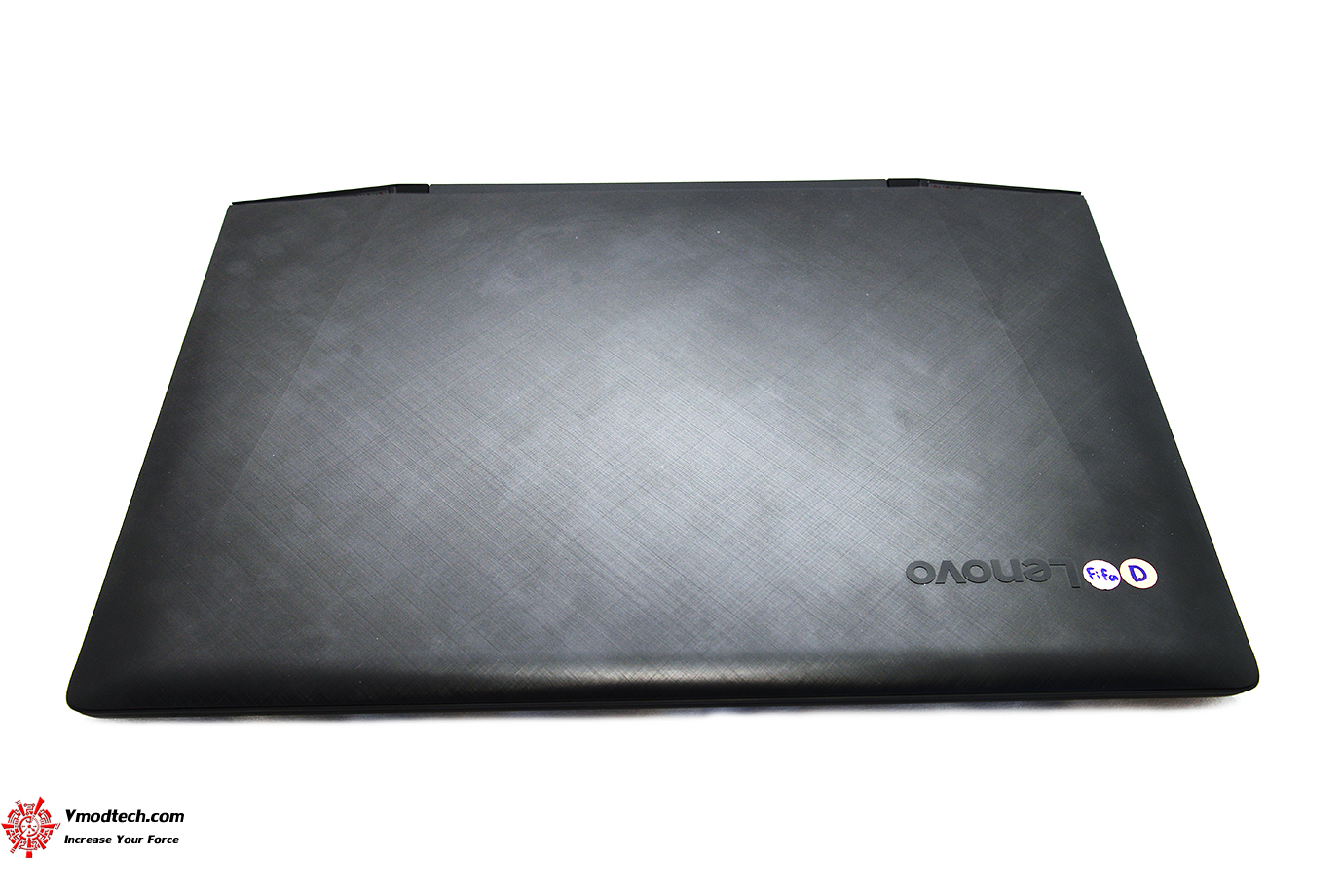 dsc 2789 Lenovo ideapad Y700 Review