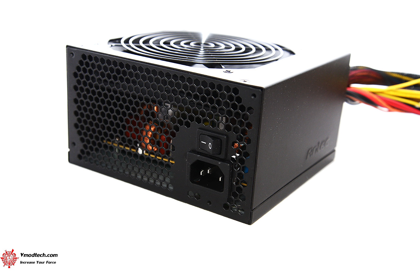 dsc_8090 dsc 8090 Antec VP600P Strictly Power 600W Review