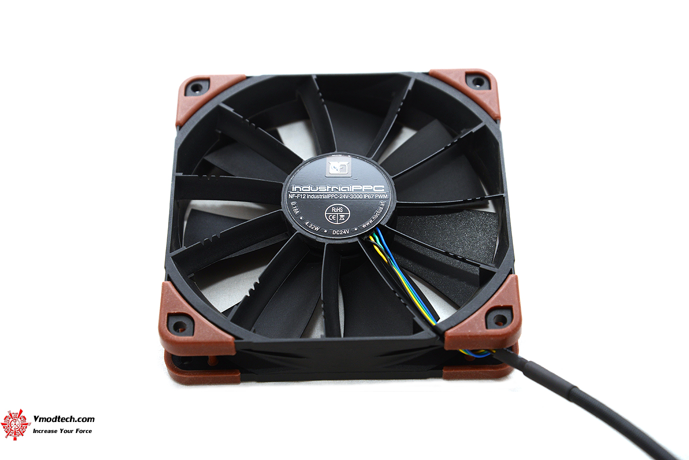 dsc 9363 NOCTUA NA SAVP1 CHROMAX Anti Vibration Pads Review 