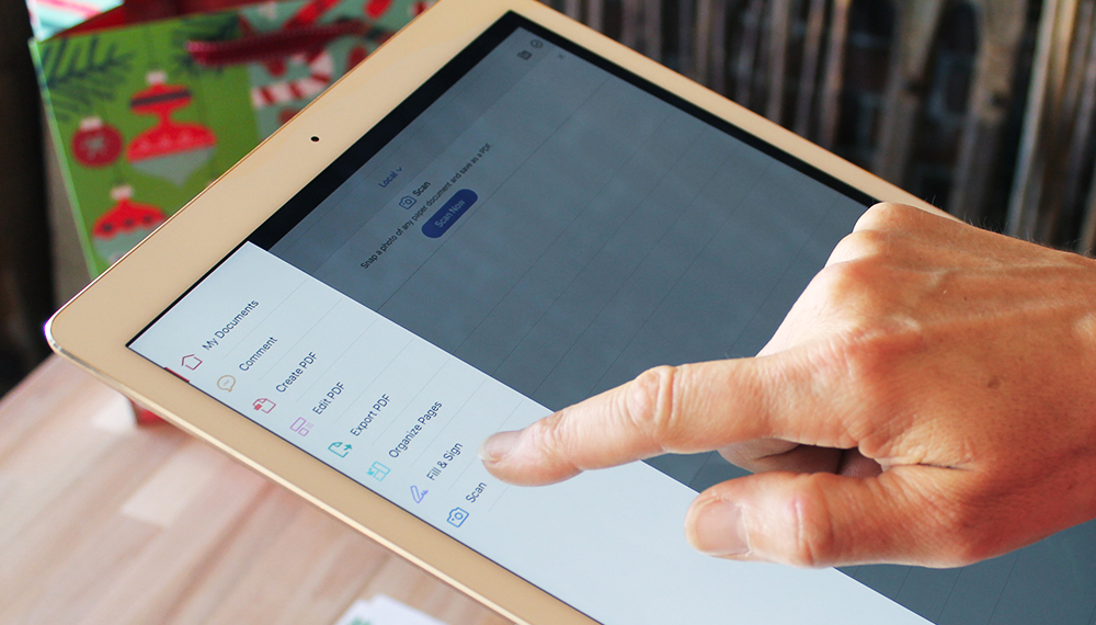 adobe_acrobat_reader_scanrelease_blogpost_feature_1200x509_v2 adobe acrobat reader scanrelease blogpost feature 1200x509 v2 Adobe Acrobat Reader นำเสนอฟีเจอร์โมบายล์สแกนฟรี ขับเคลื่อนด้วยเทคโนโลยี Adobe Sensei