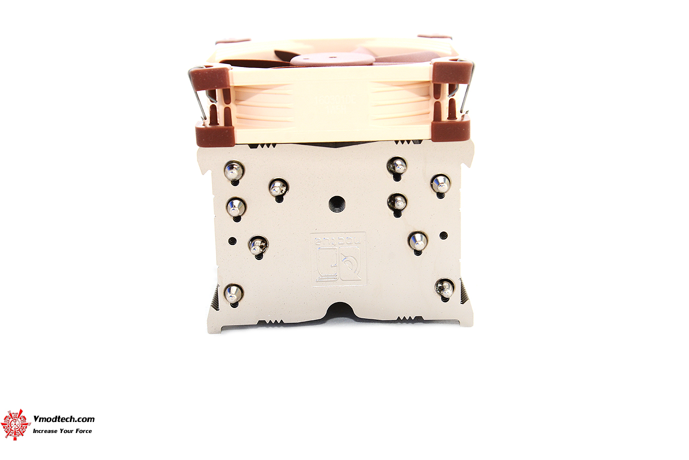 dsc 9745 NOCTUA NH U9S CPU Cooler Review