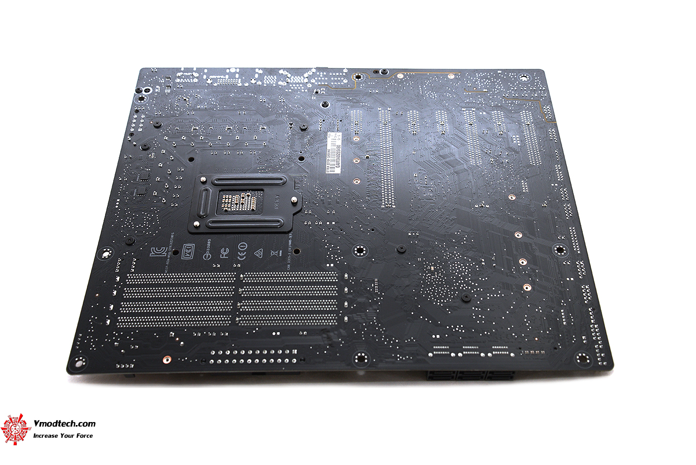 dsc 0136 ASUS Z270F STRIX GAMING REVIEW
