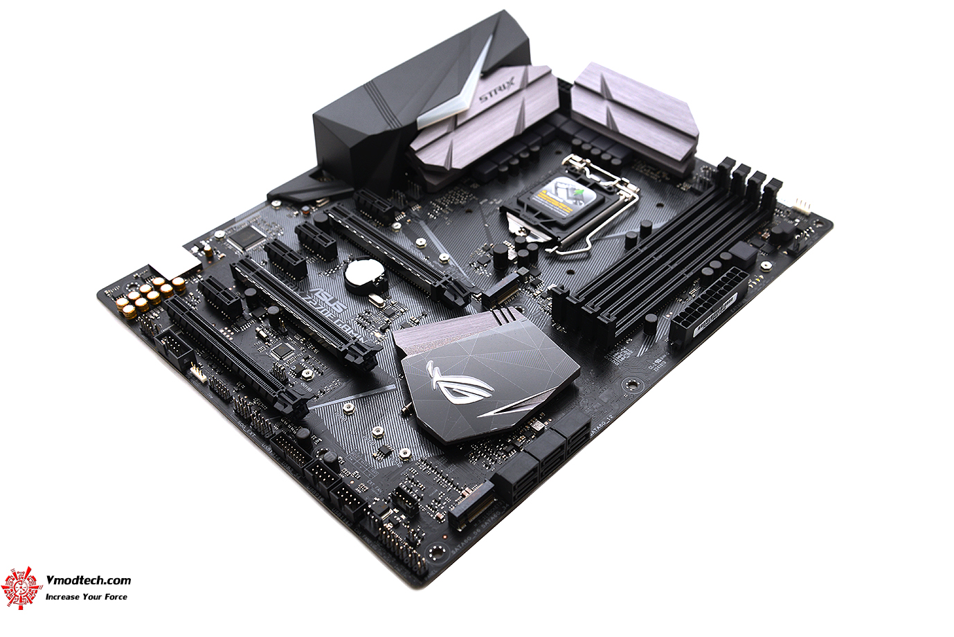 dsc 0139 ASUS Z270F STRIX GAMING REVIEW