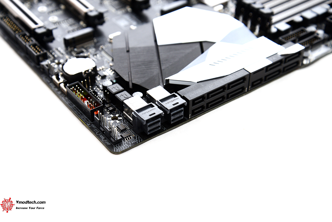 dsc 0278 GIGABYTE AORUS GA Z270X GAMING 9 REVIEW