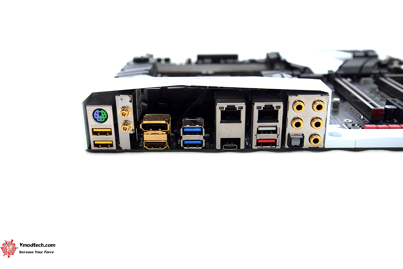 dsc 0349 GIGABYTE AORUS GA Z270X GAMING 9 REVIEW