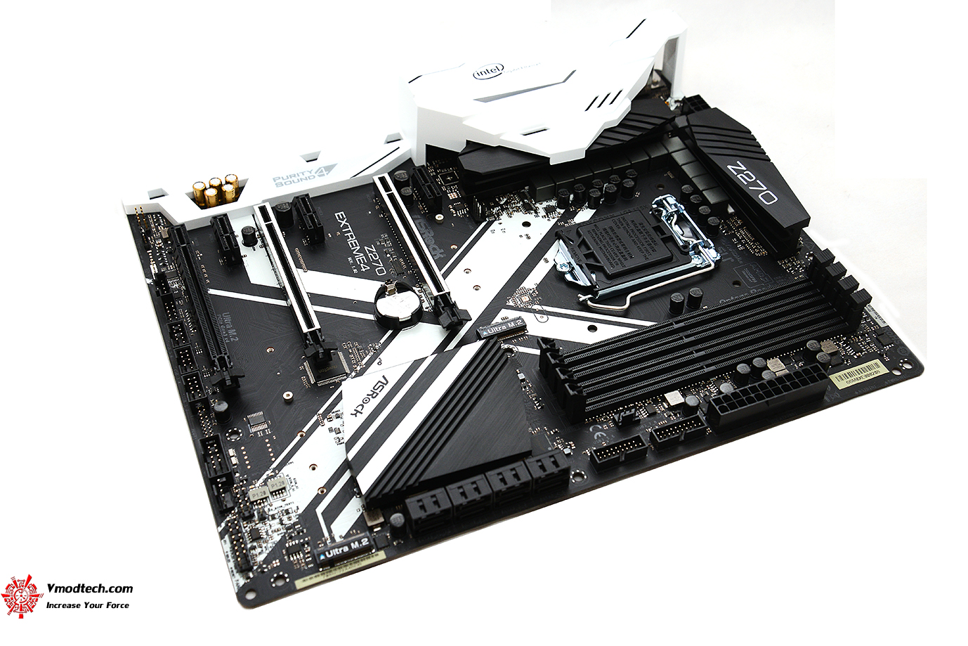 dsc 0498 ASRock Z270 Extreme4 Review 