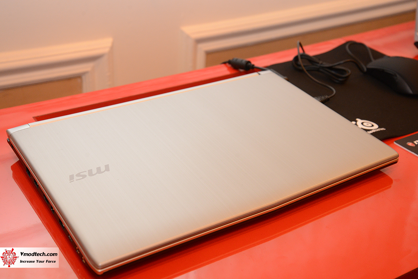 dsc 1720 MSI Notebook CES2017 in Las Vegas 