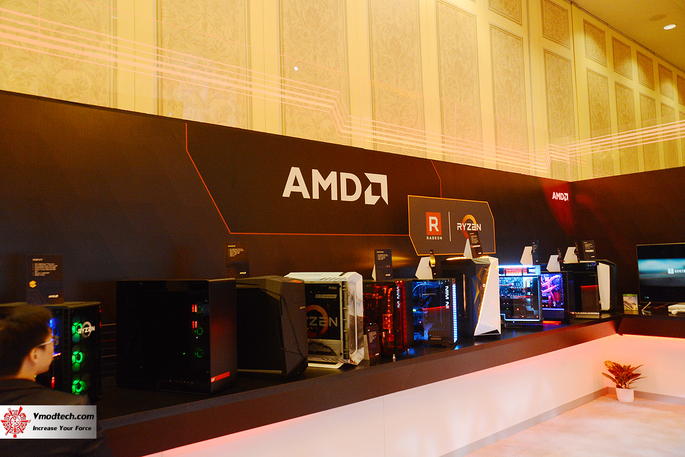 dsc 2946 AMD Booth CES2017 Las Vegas