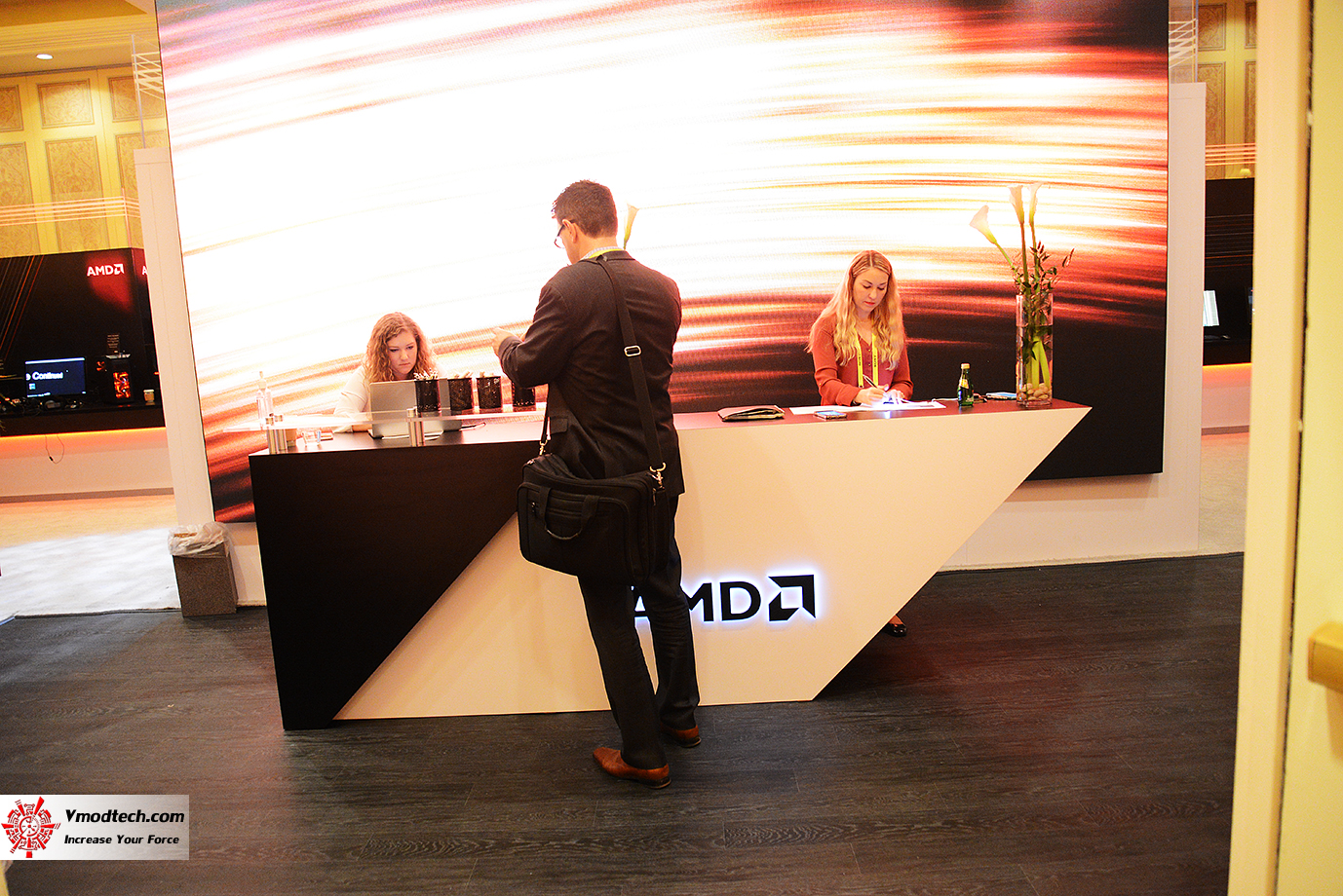 dsc 3055 AMD Booth CES2017 Las Vegas