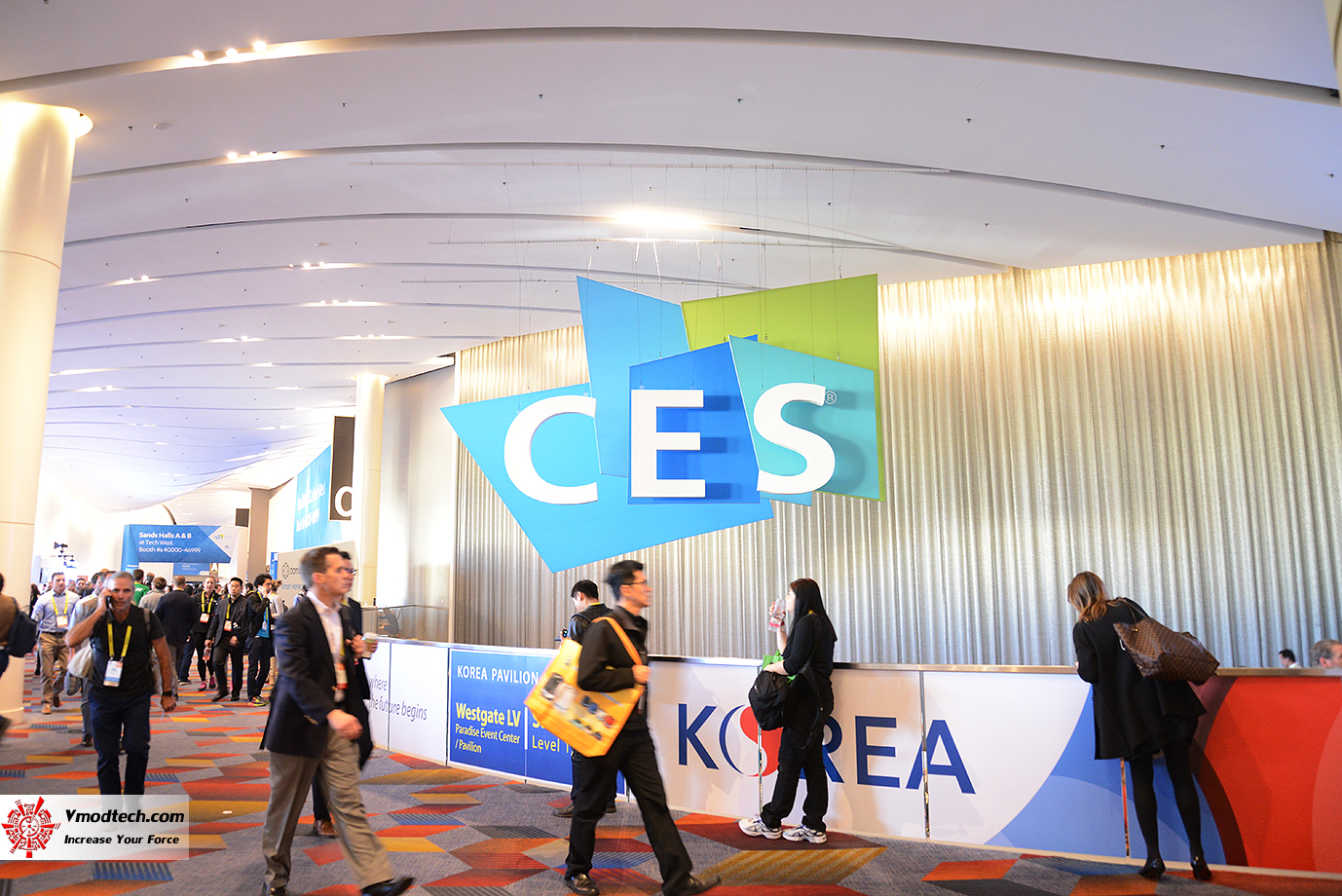 dsc 3129 AMD Booth CES2017 Las Vegas