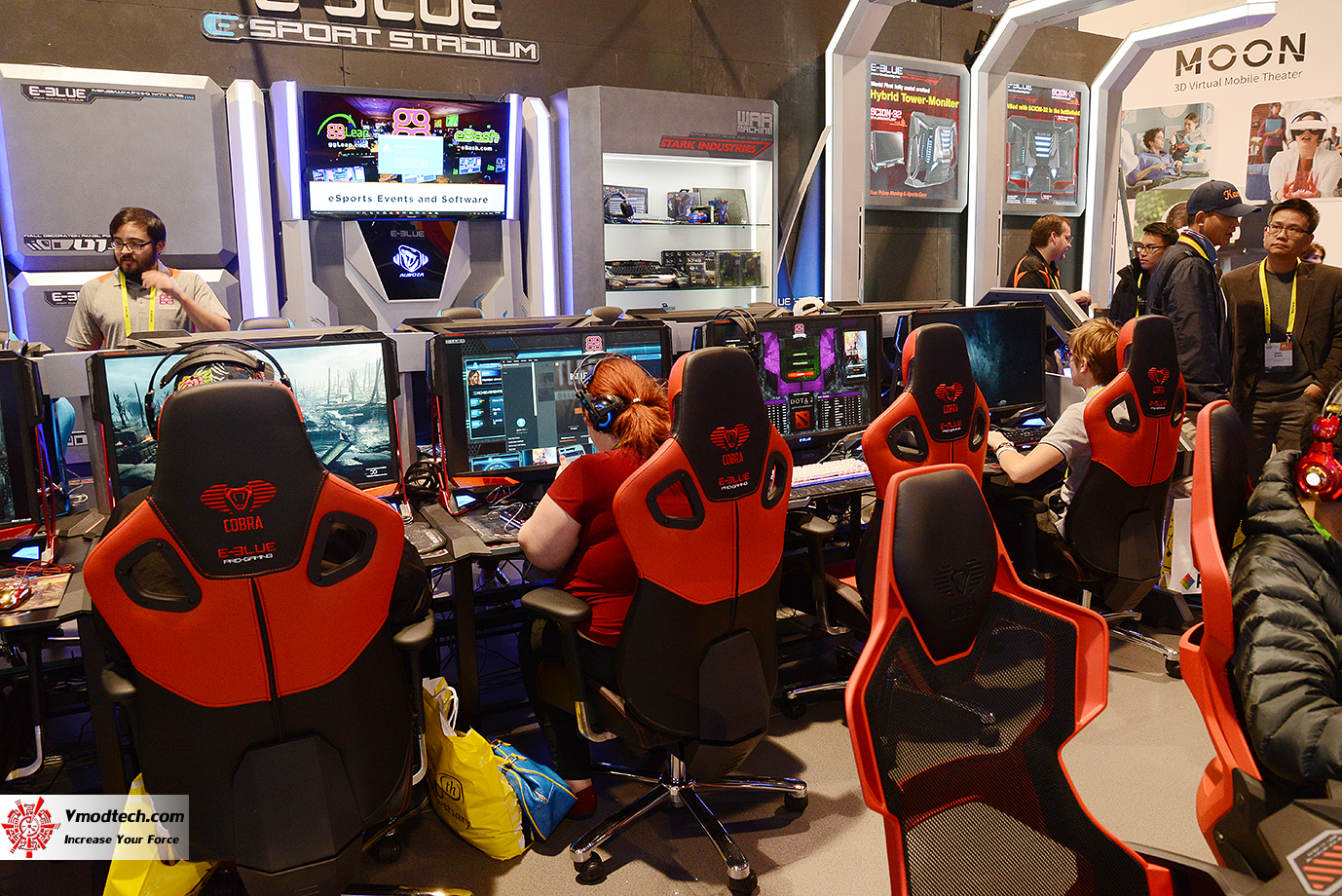 dsc_2364 dsc 2364 E BLUE E SPORT STADIUM BOOTH CES2017