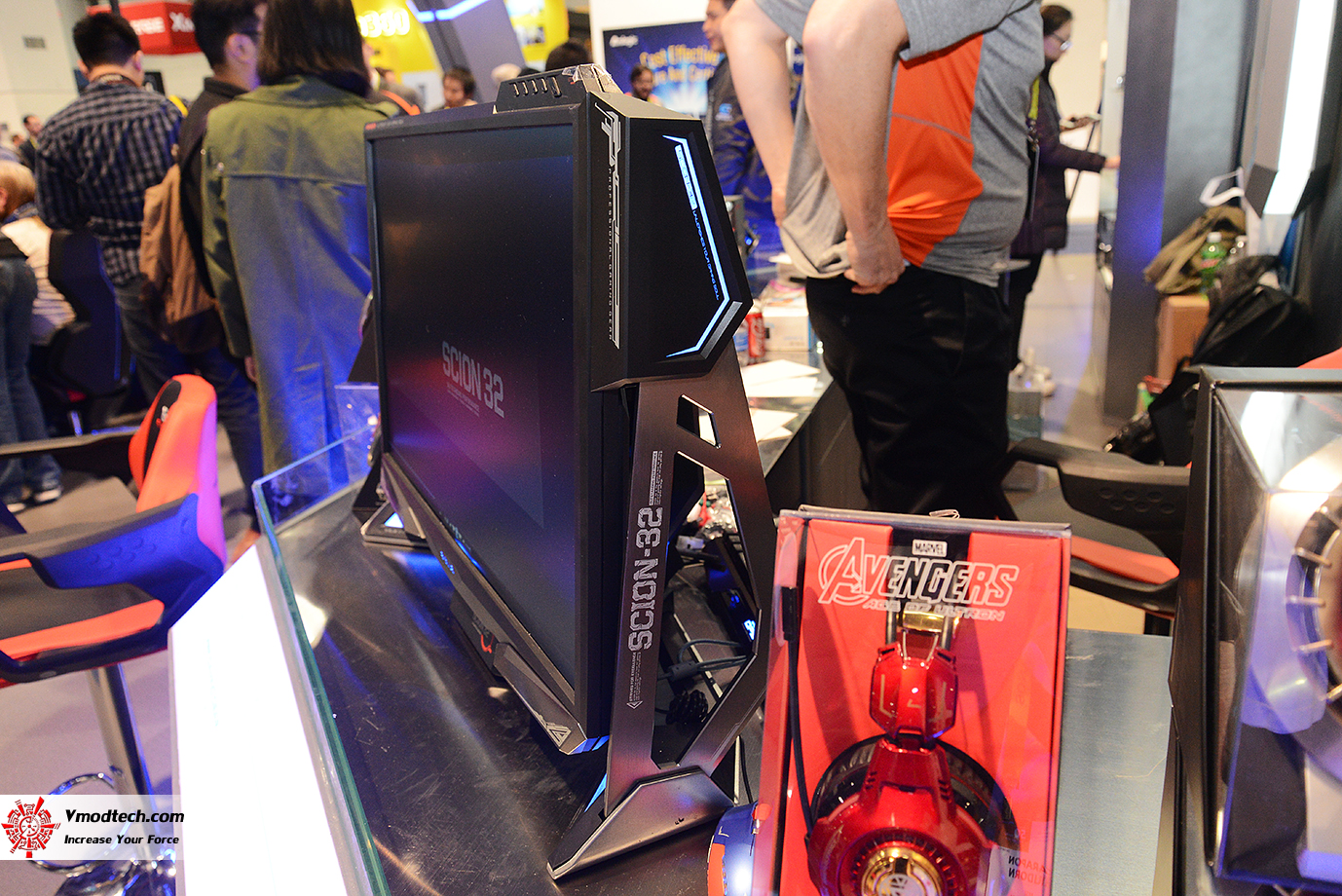 dsc 2513 E BLUE E SPORT STADIUM BOOTH CES2017