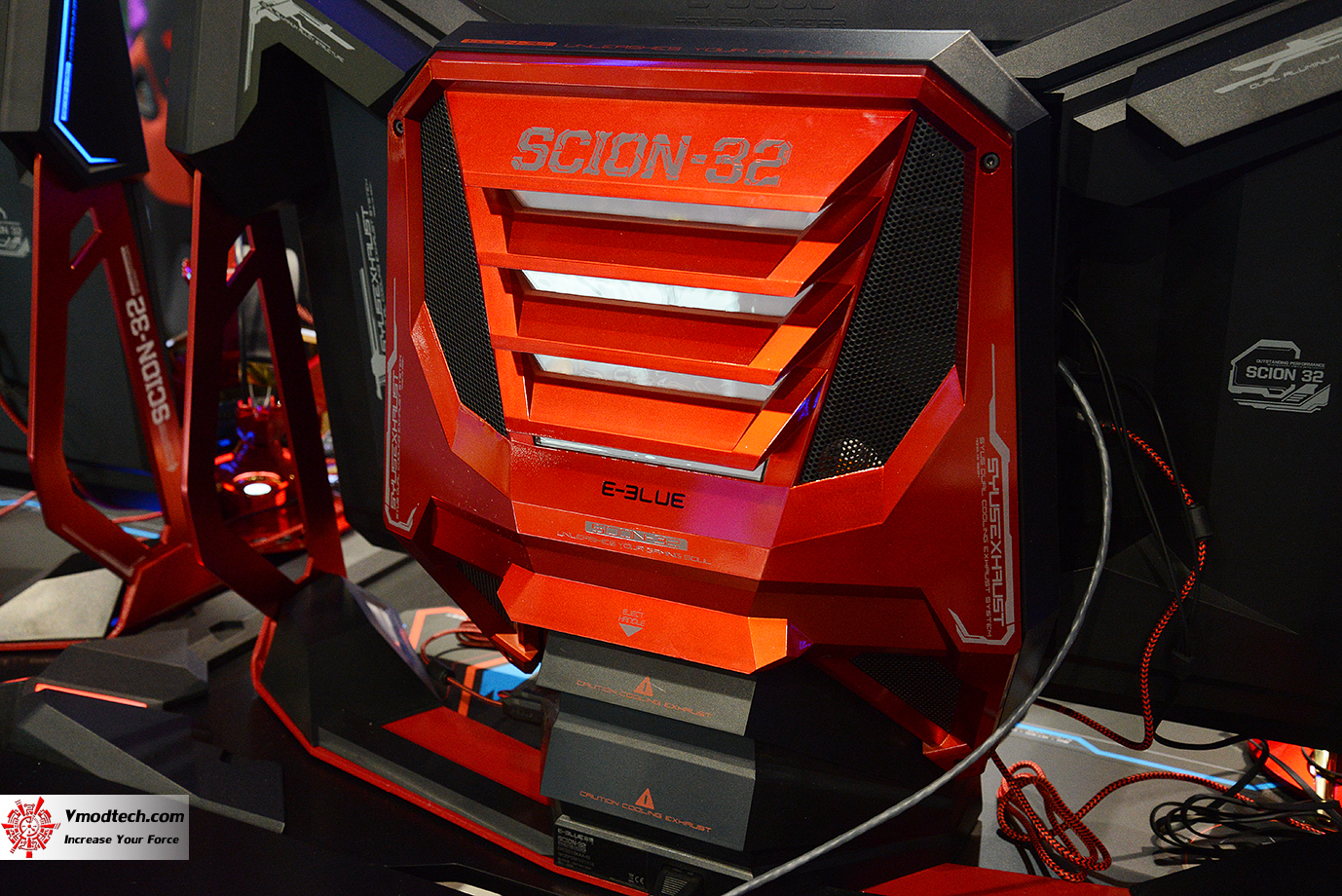 dsc 2769 E BLUE E SPORT STADIUM BOOTH CES2017