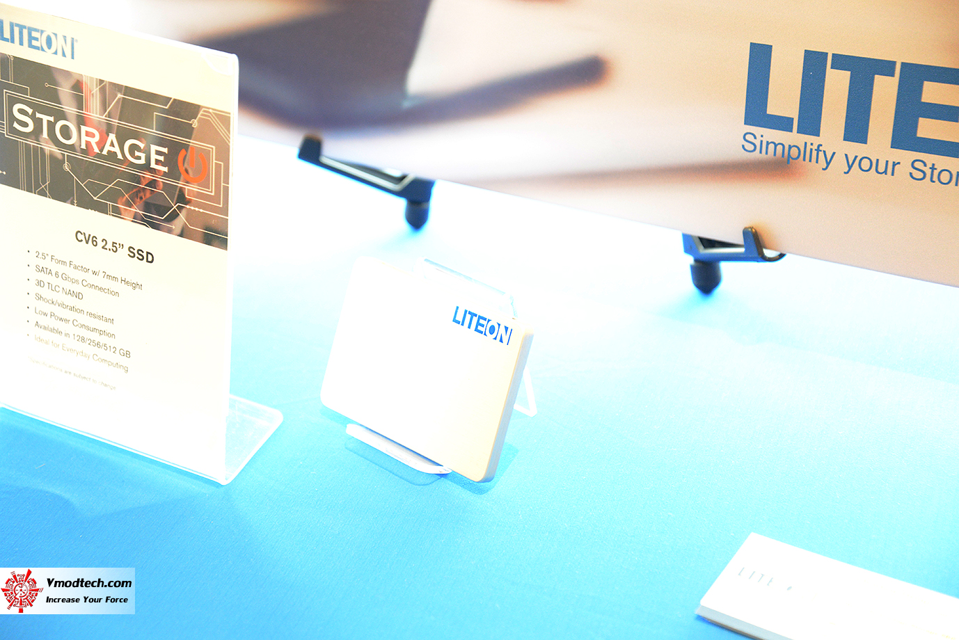 dsc 3110 PLEXTOR BOOTH CES2017