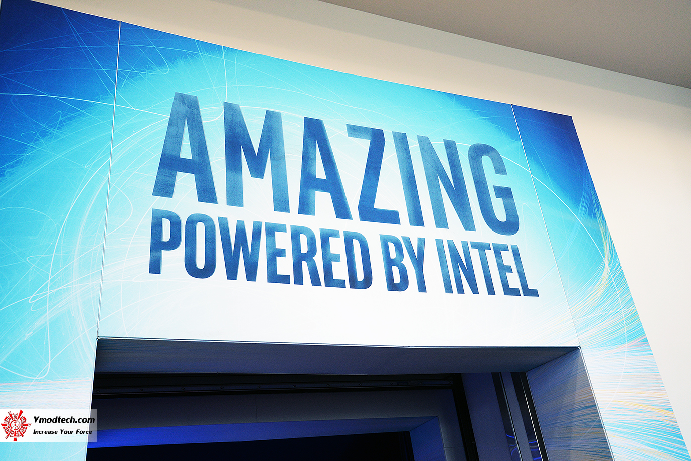 dsc 3142 INTEL BOOTH CES2017