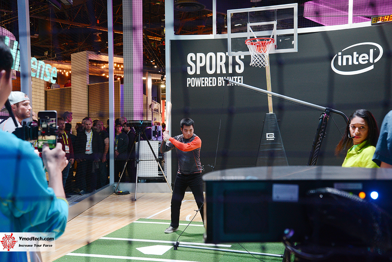 dsc 3178 INTEL BOOTH CES2017