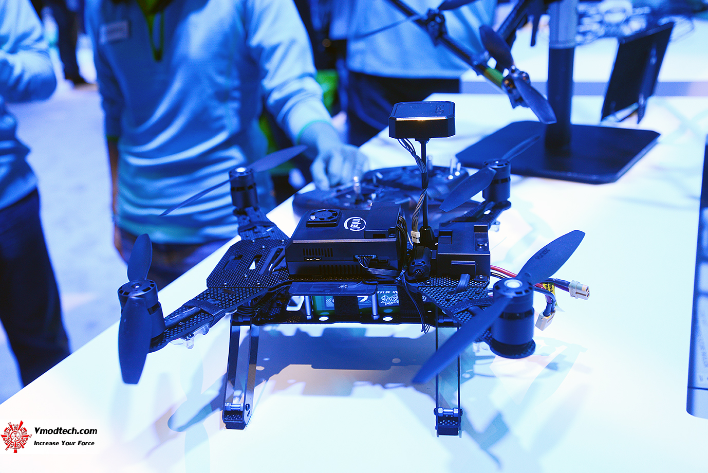 dsc 3208 INTEL BOOTH CES2017