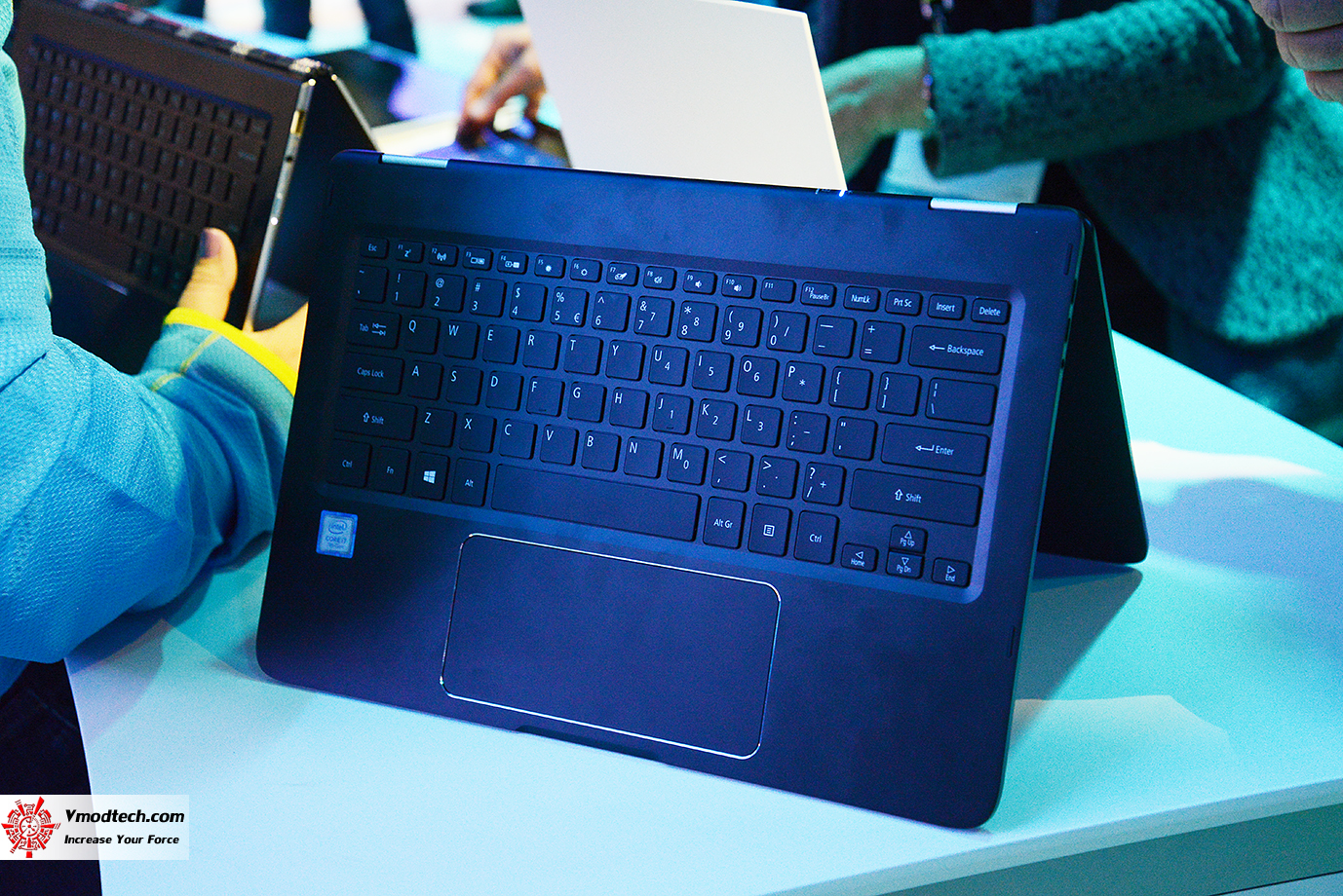 dsc 3230 INTEL BOOTH CES2017