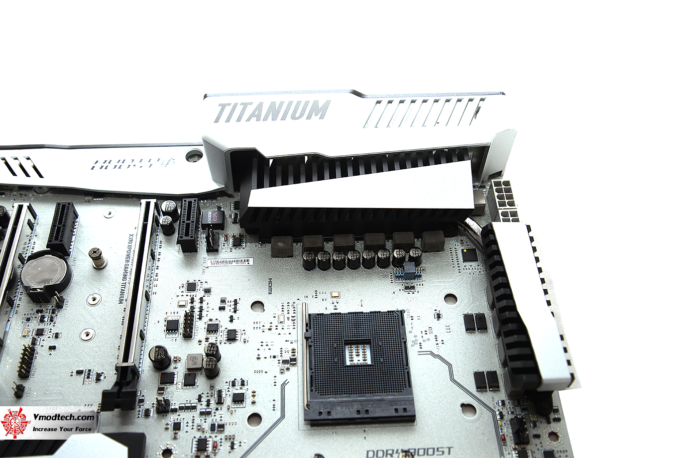 dsc 5869 MSI X370 XPOWER GAMING TITANIUM REVIEW 