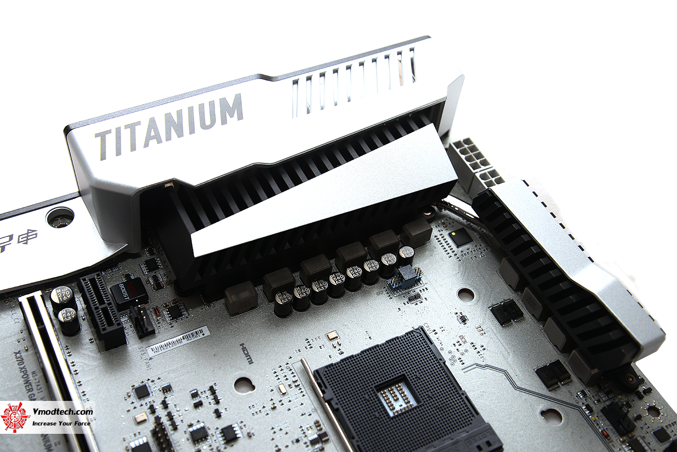 dsc 5873 MSI X370 XPOWER GAMING TITANIUM REVIEW 