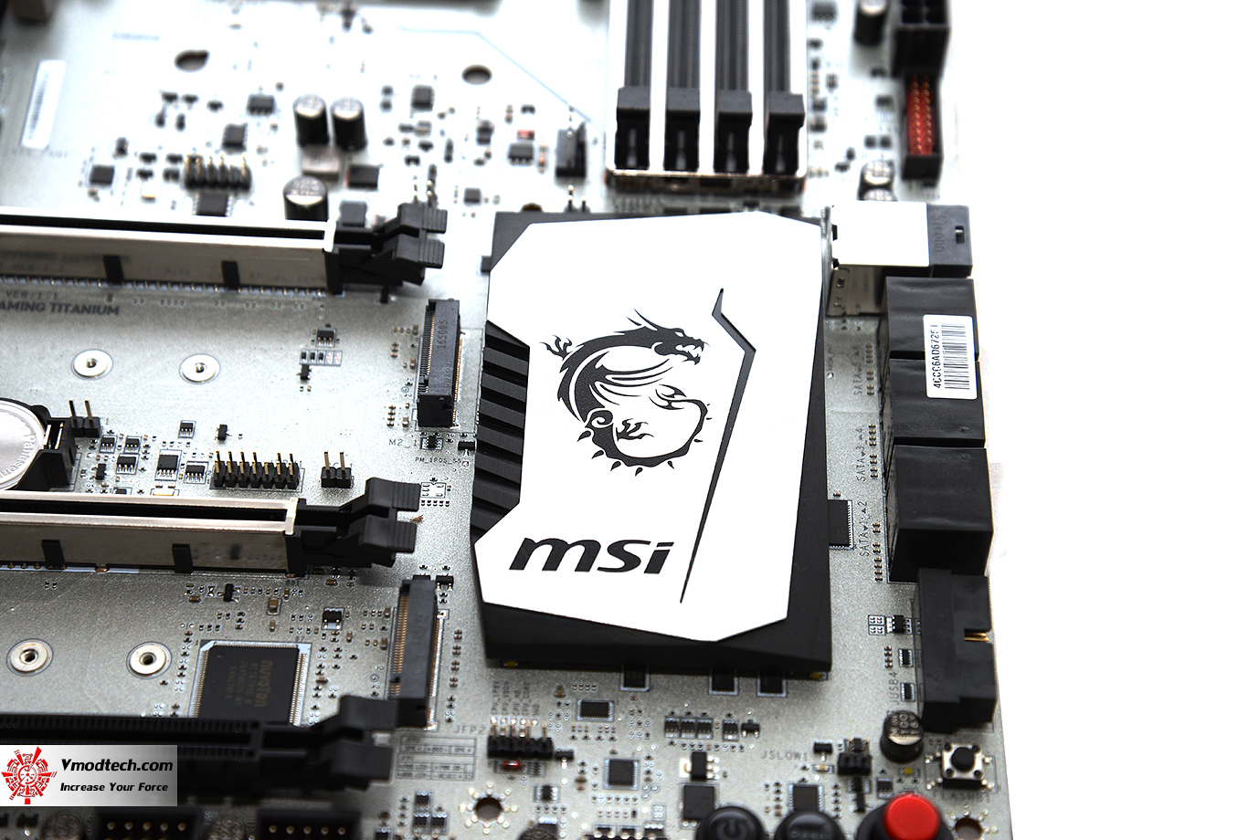 dsc 5892 MSI X370 XPOWER GAMING TITANIUM REVIEW 