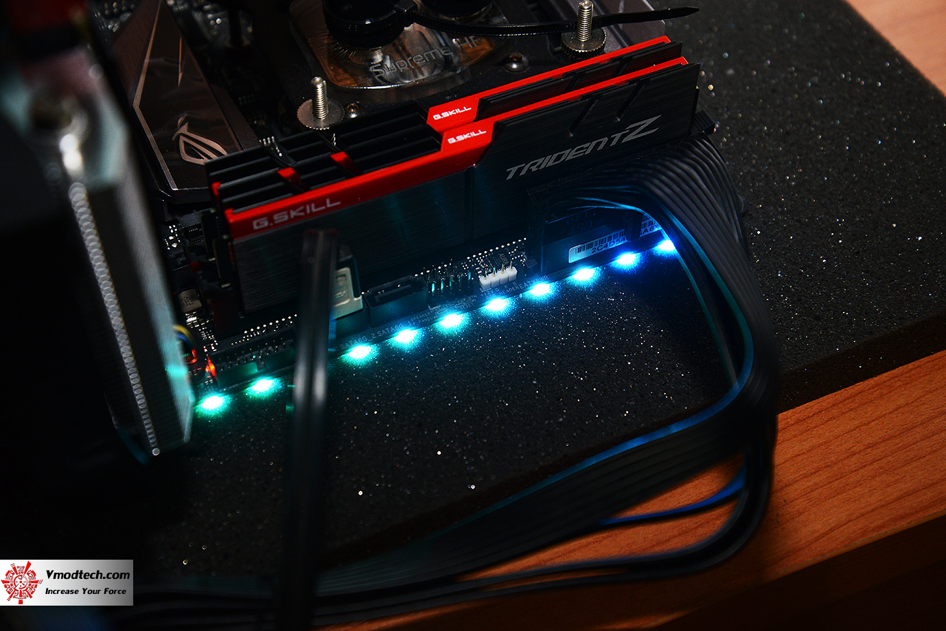 dsc 7950 ASUS ROG Strix Z270I Gaming Review