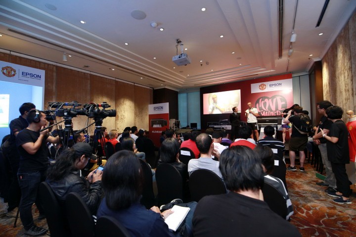 epson_man-u_3 epson man u 3 720x479 เอปสันตอกย้ำความร่วมมือระดับโลกกับทีมแมนเชสเตอร์ ยูไนเต็ด