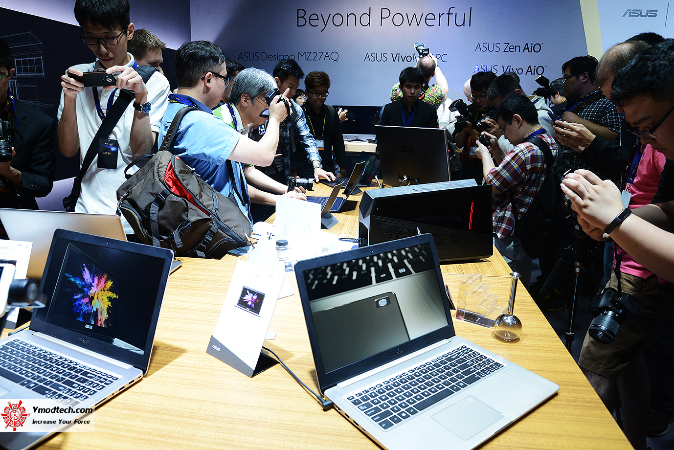 dsc 9120 ASUS THE EDGE OF BEYOND COMPUTEX 2017