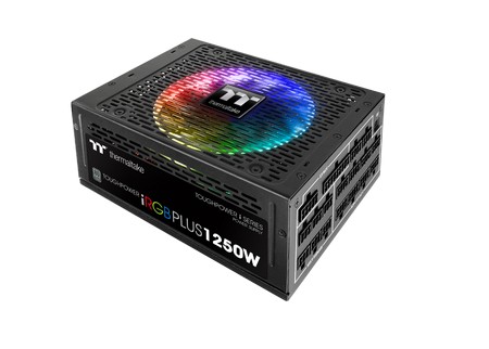 005 005 Thermaltake เปิดตัวเพาวเวอร์ซัพพลาย Toughpower iRGB PLUS 1250W Titanium ที่มีไฟแสดงผล 16.8 ล้านสี RGB เต็มรูปแบบรายแรกของโลก