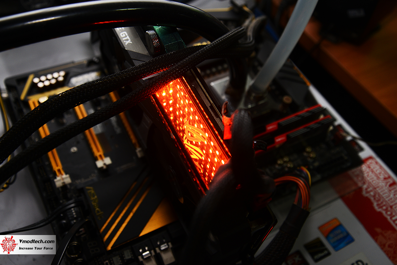 dsc 8730 ASUS ROG Poseidon GeForce GTX 1080 TI 11GB Platinum Edition Review 