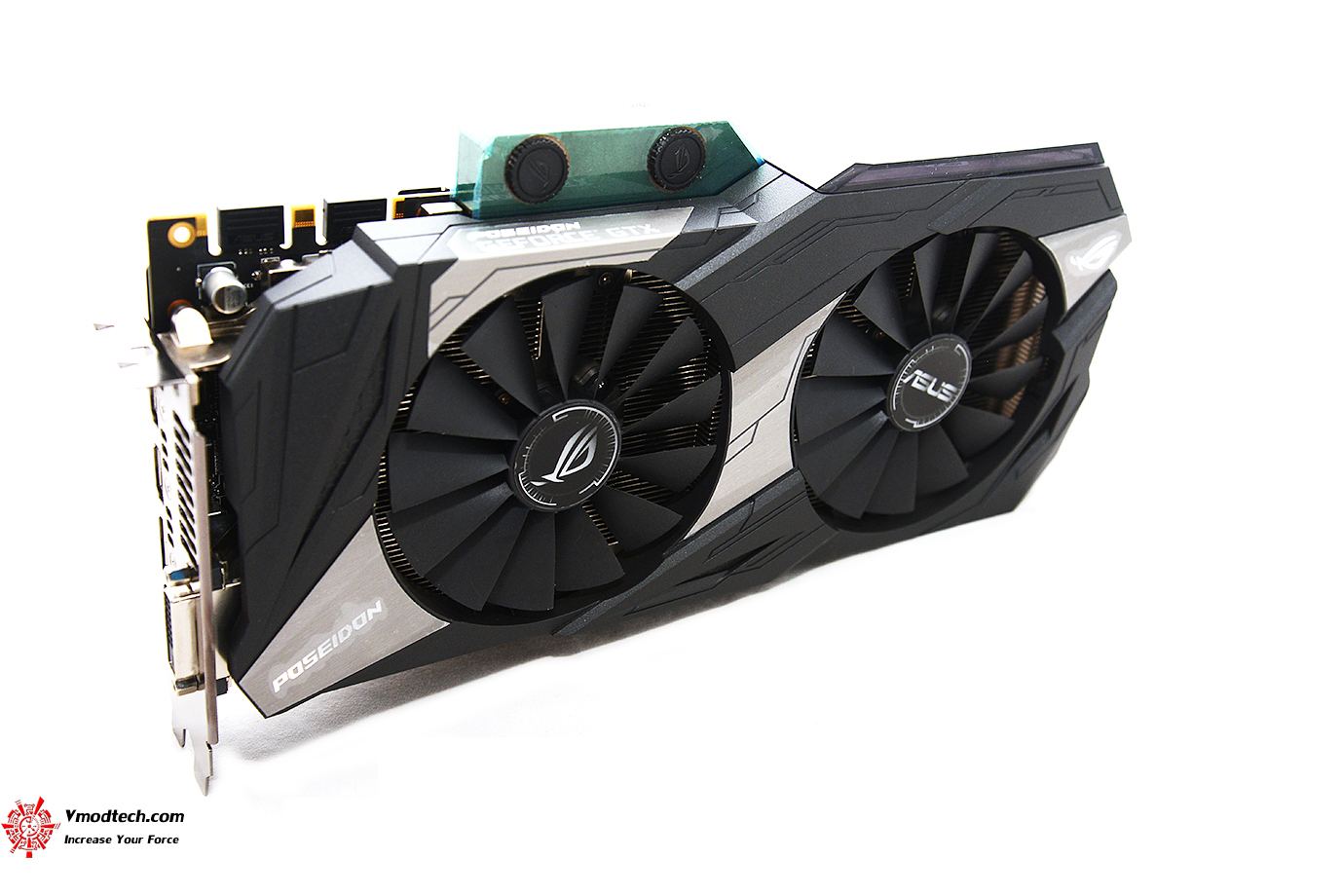 dsc 8789 ASUS ROG Poseidon GeForce GTX 1080 TI 11GB Platinum Edition Review 