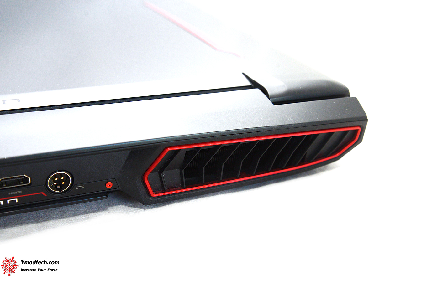 dsc 0446 MSI GT73VR 7RF TITAN PRO REVIEW