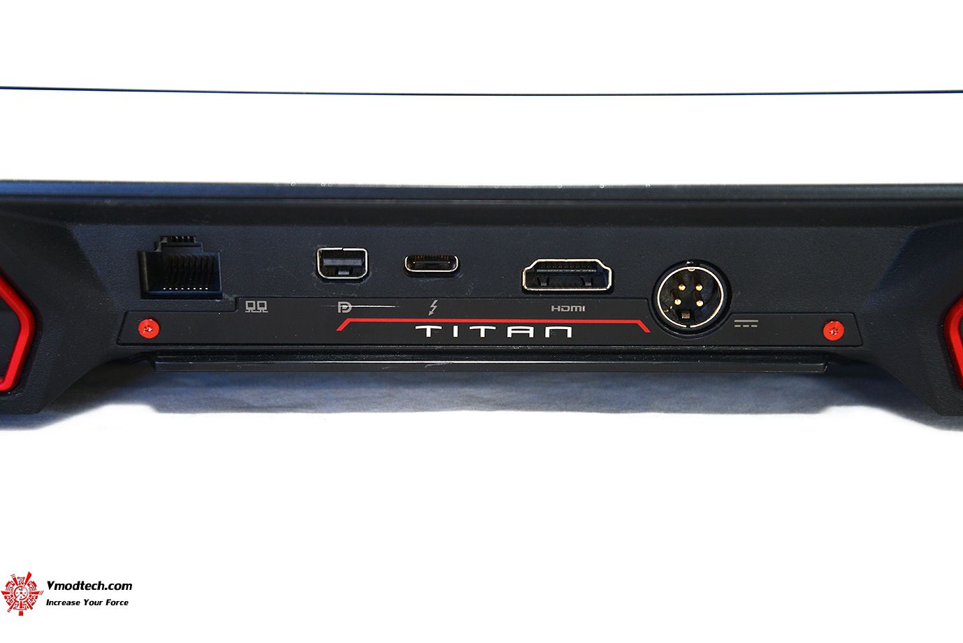 dsc 0459 MSI GT73VR 7RF TITAN PRO REVIEW