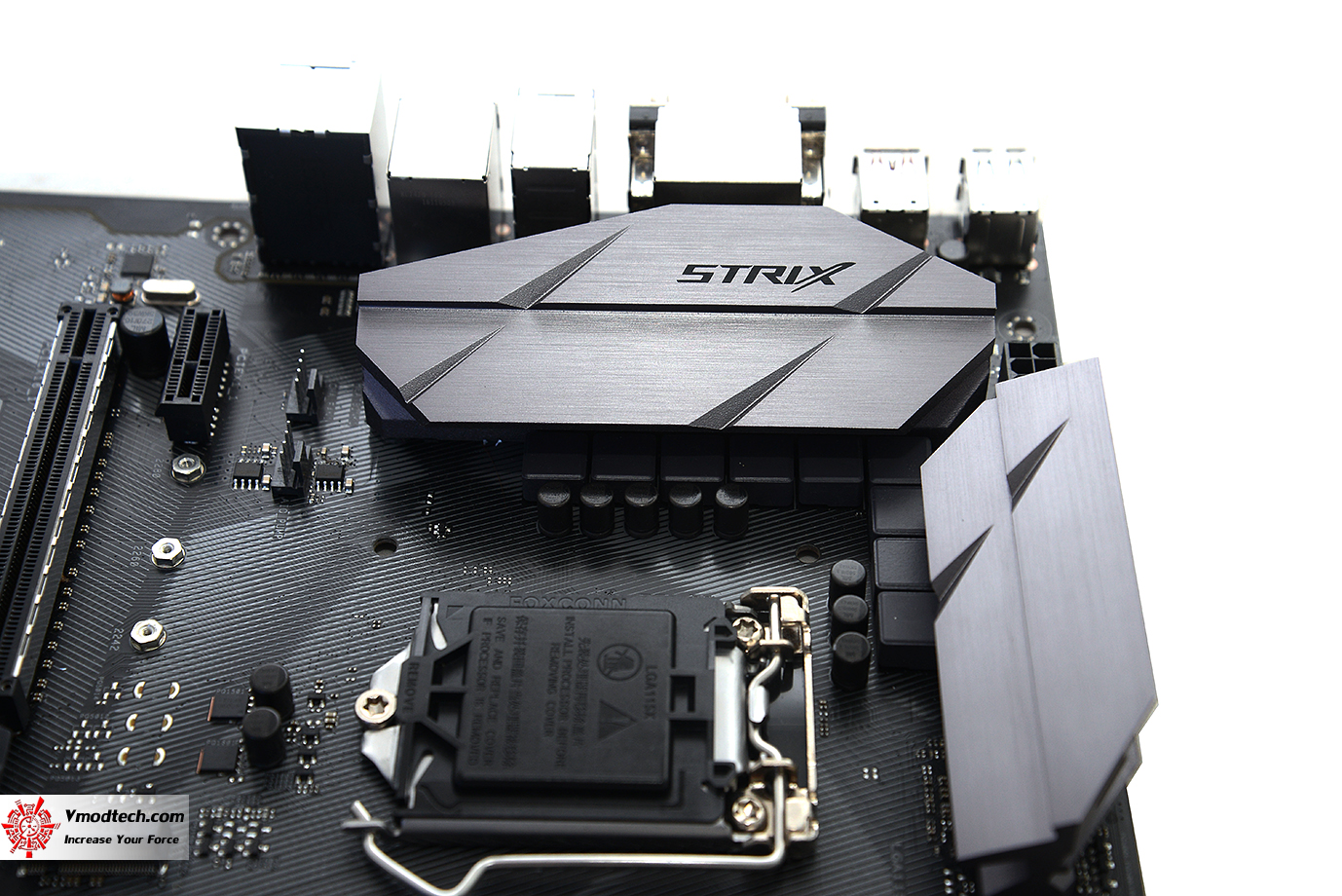 dsc 9942 ASUS ROG STRIX B250F GAMING REVIEW
