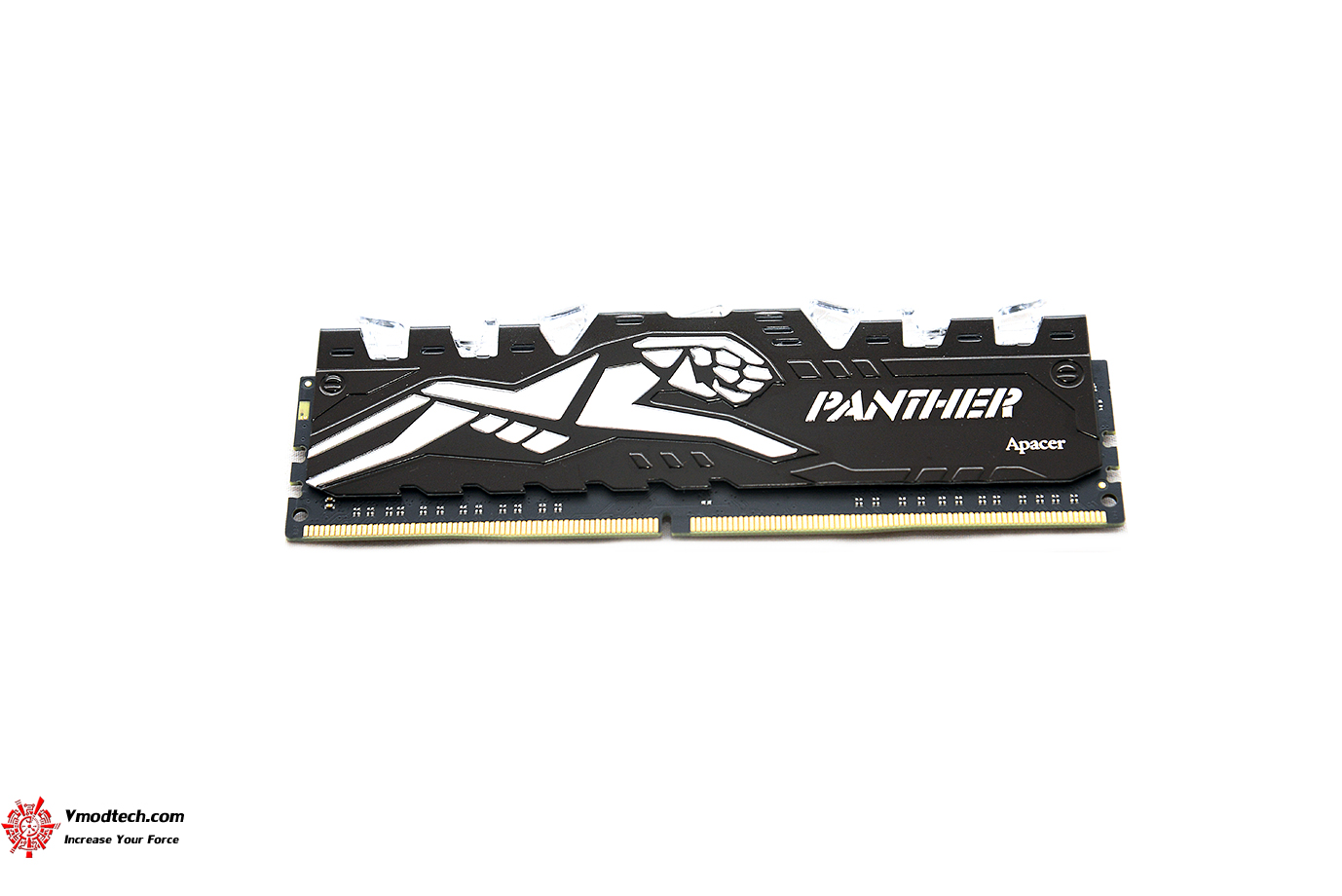 dsc 1322 Apacer Panther Rage Illumination DDR4 2400 16GB Review 