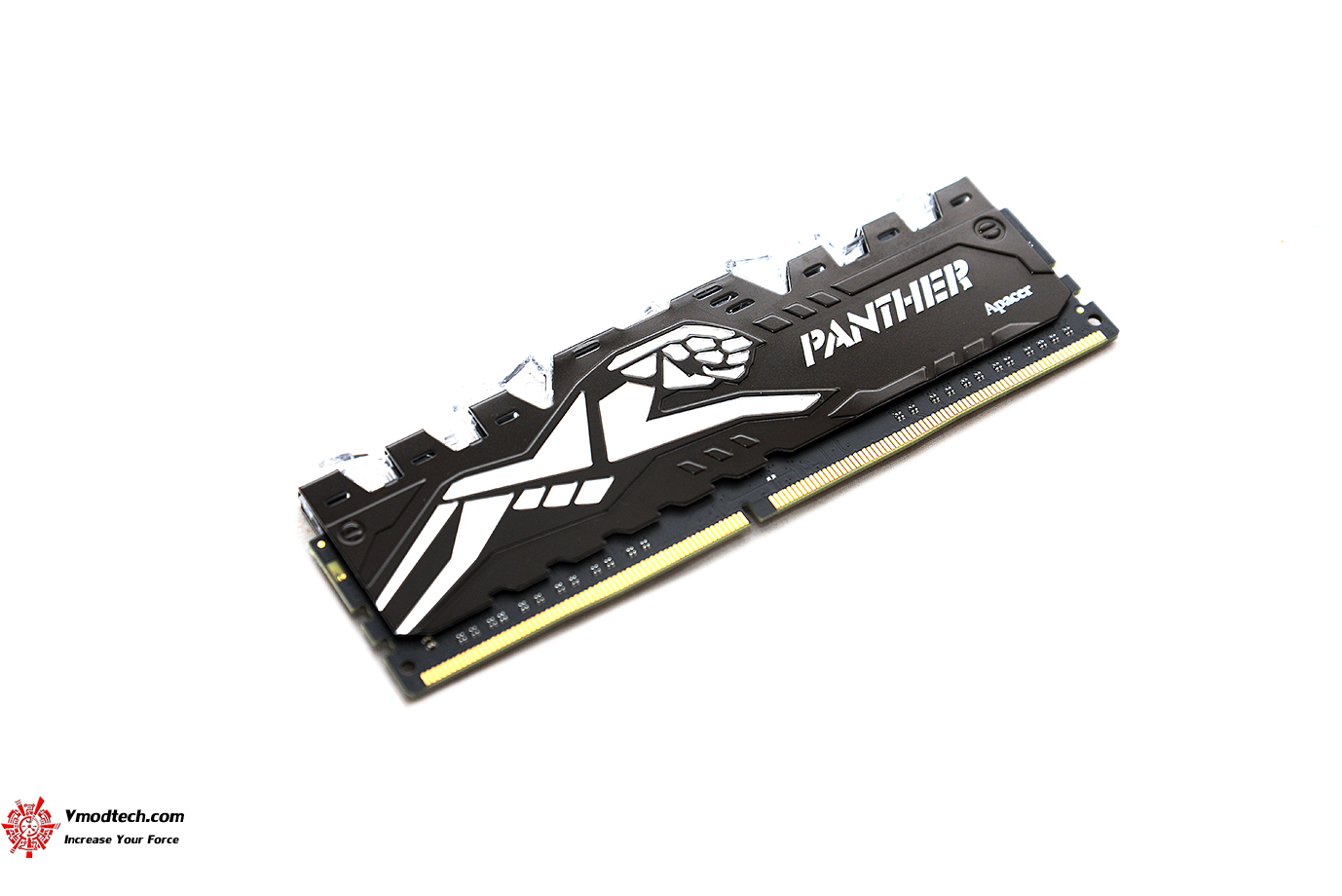 dsc 1326 Apacer Panther Rage Illumination DDR4 2400 16GB Review 