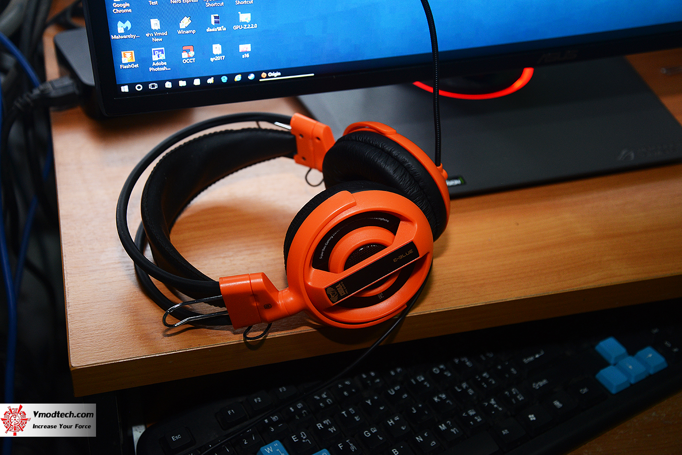 dsc 1458 E BLUE Cobra HS HEADSET (2.1) Review