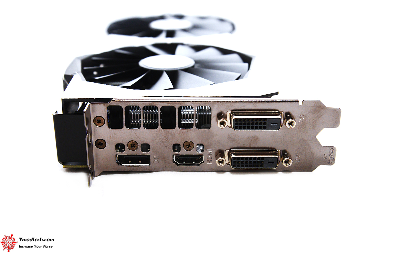 dsc 1021 ASUS ROG Strix Radeon RX 570 OC edition 4GB GDDR5 Review