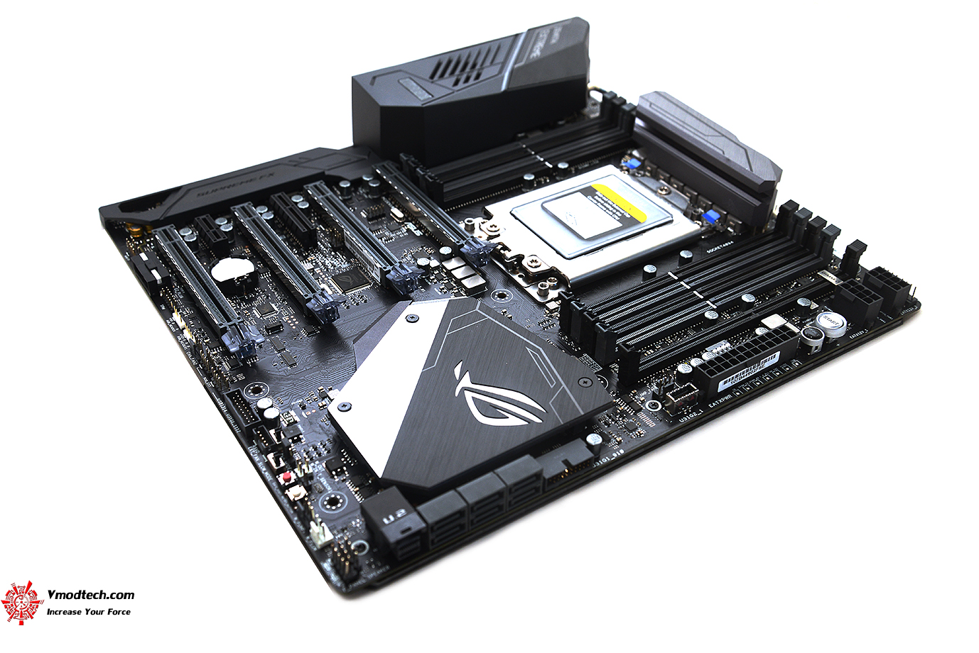 dsc 1968 ASUS X399 ROG ZENITH EXTREME REVIEW