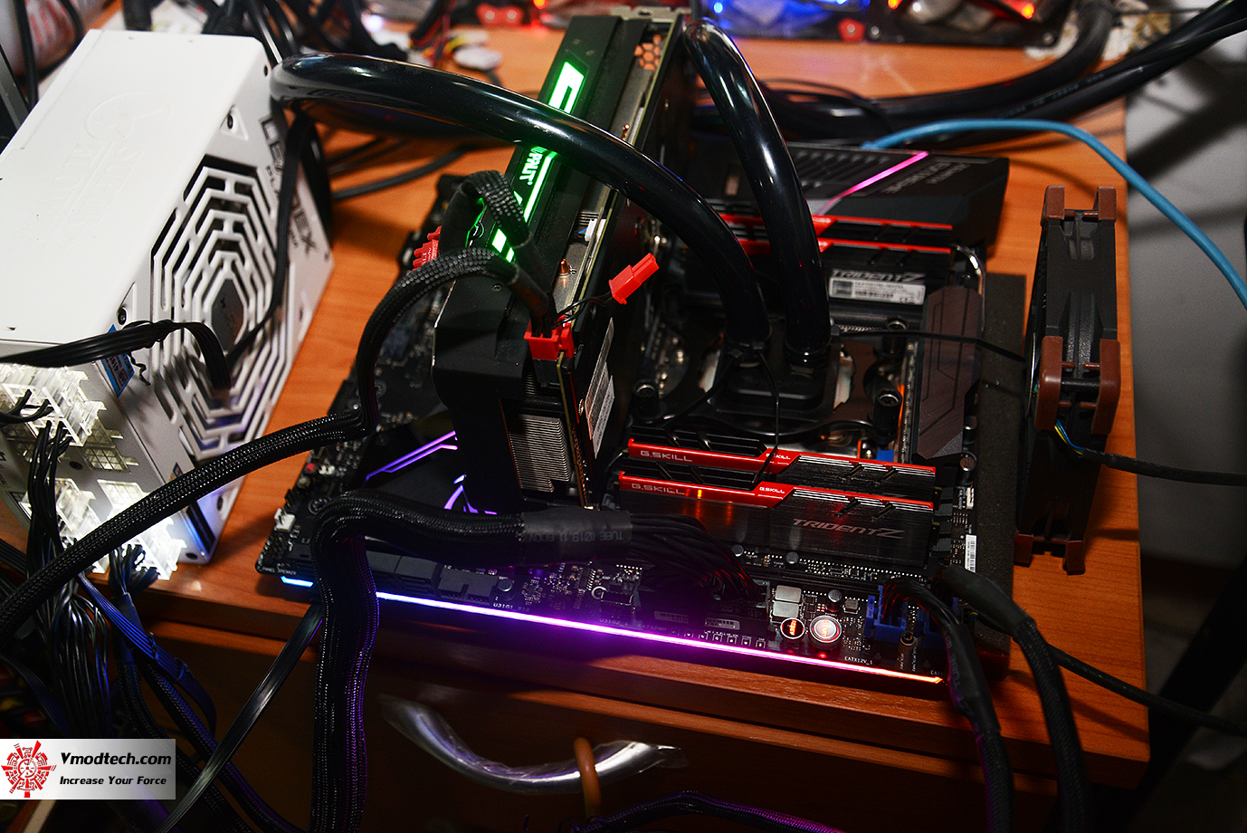 dsc 2223 ASUS X399 ROG ZENITH EXTREME REVIEW