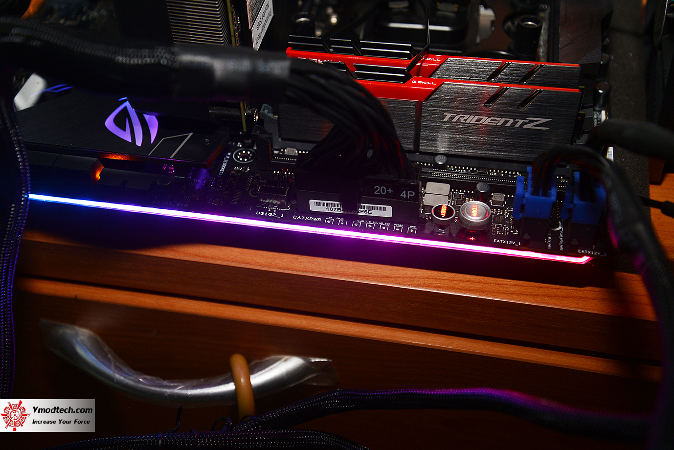 dsc 2232 ASUS X399 ROG ZENITH EXTREME REVIEW