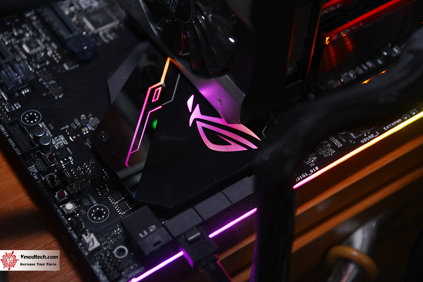 dsc 2251 ASUS X399 ROG ZENITH EXTREME REVIEW