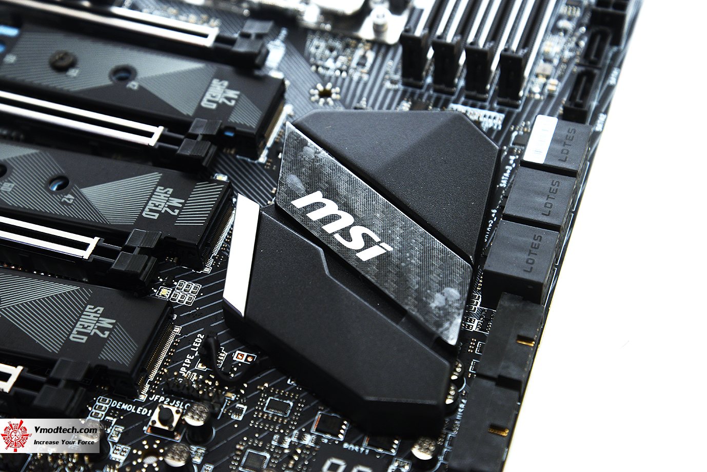 dsc_2181 dsc 2181 MSI X399 GAMING PRO CARBON AC REVIEW