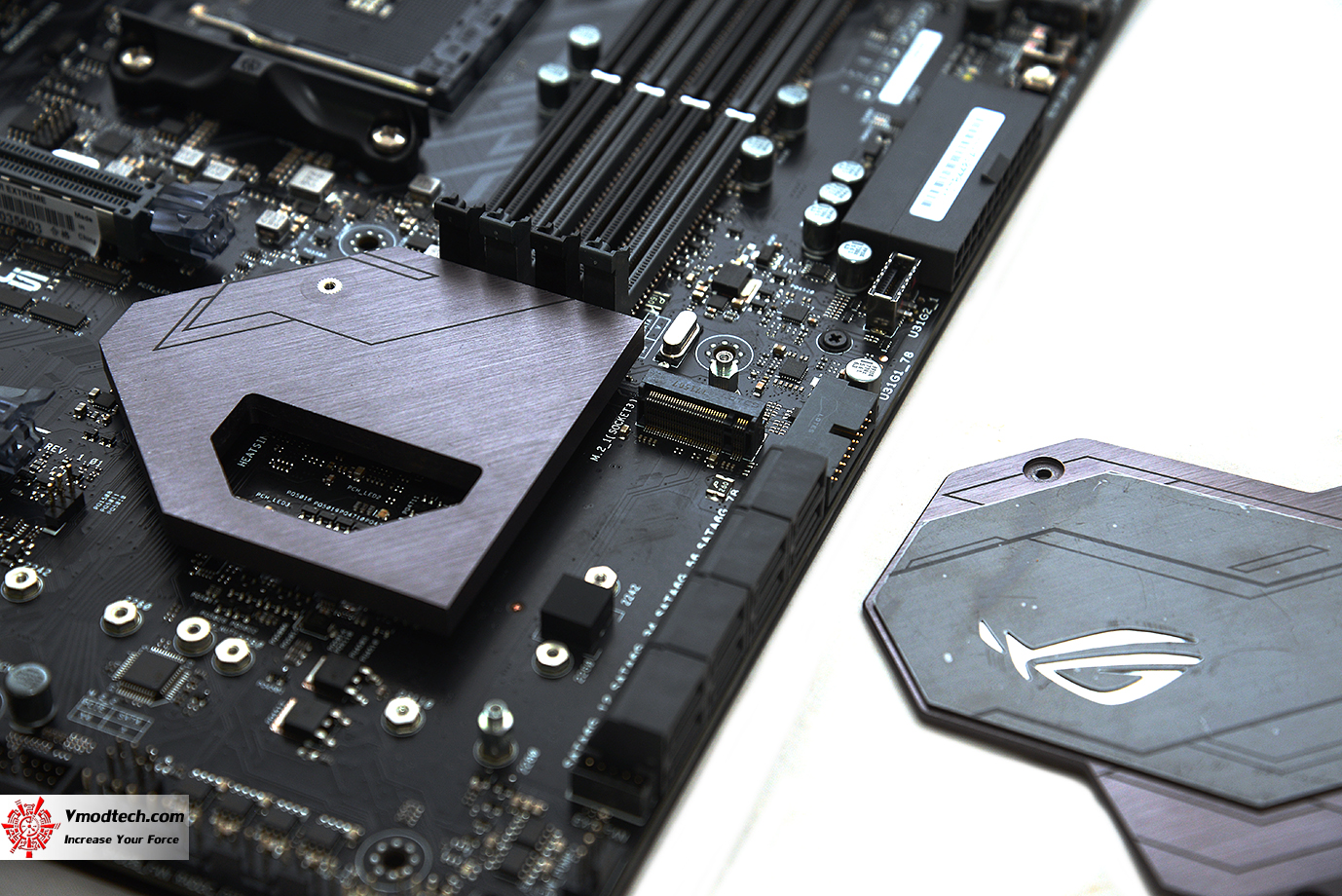 dsc 2830 ASUS ROG CROSSHAIR VI EXTREME REVIEW