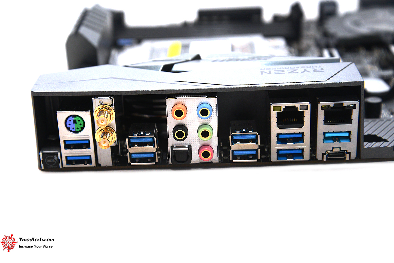 dsc 3642 ASRock X399 Taichi Review