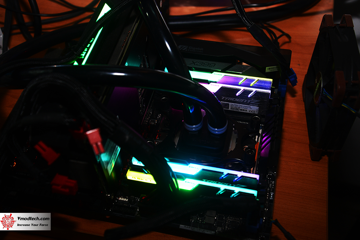 dsc 3123 ASRock Fatal1ty X399 Professional Gaming Review